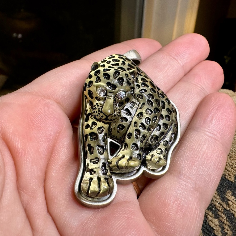 Cheatah 3D Pendant.